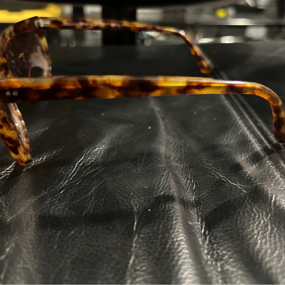 Sanford Hutton Chic Tortoise Shell Sunglasses Ple… - image 4